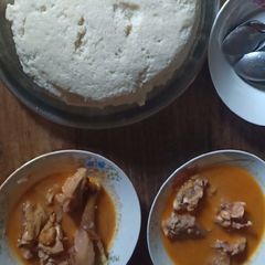 Kuku was nazi na sima A picture of Kuku was nazi na sima.