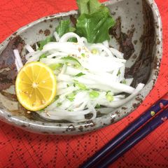 A picture of Japanese Radish Salad.