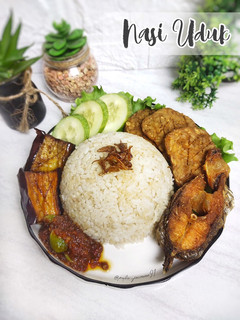Foto resep Nasi Uduk Super Praktis