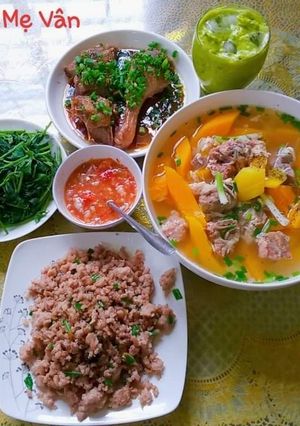 Hình của món Bữa cơm gia đình.