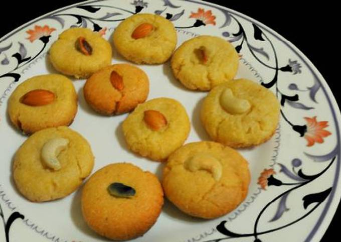 Sooji/ Semolina Butter cookies Without Oven