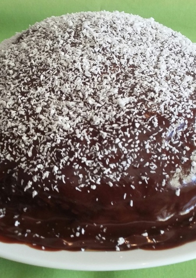 Una foto de Bizcocho con chocolate y coco 
