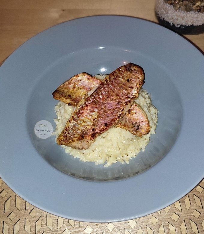 Une photo de Risotto au parmesan et filets de rougets