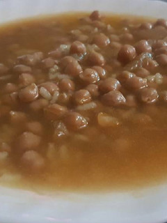 Una foto de Potaje de garbanzos, sano. Olla exprés