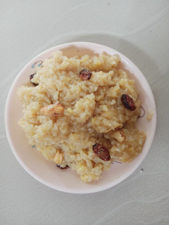 சர்க்கரை பொங்கல் (Sarkarai pongal recipe in tamil) செய்முறை முக்கிய புகைப்படம்