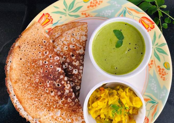 Dosa with Masala and Chutney