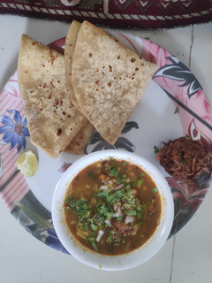 A picture of Chapati bhaji.
