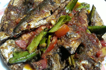 Langkah Mudah untuk Menyiapkan Tongkol asam pedas yang Bikin Ngiler