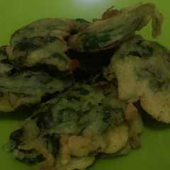 รูปของ Bala bala kangkung & sayur keciwis