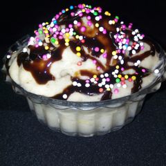 A picture of Chocolaty Banana Pudding.