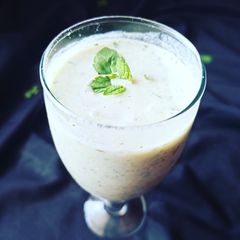 A picture of Mint lassi.