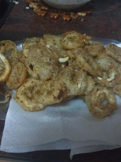 Una foto de Calamares adobados y fritos