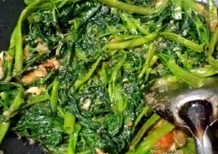 Tumis Kangkung Udang Rebon