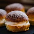 Bambas de nata o “Cristinas”