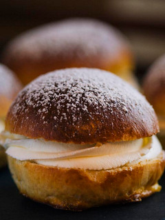 Una foto de Bambas de nata o “Cristinas”
