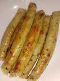 ไส้กรอกอิสานไก่ผสมข้าว (Isan-Style Chicken and Rice Sausage)