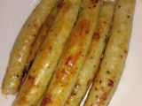 ไส้กรอกอิสานไก่ผสมข้าว (Isan-Style Chicken and Rice Sausage)