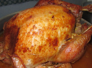 Una foto de Exquisito pavo en salsa criolla