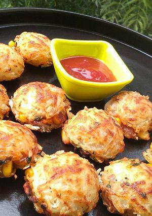 A picture of Potato corn cheez Aappe.