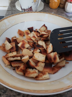 A picture of Crispy bread.