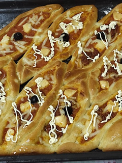 صورة لوصفة قوارب البيتزا،🍕🍕🍕