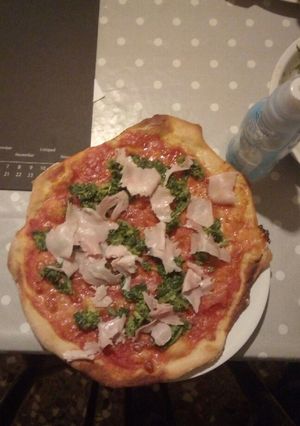 Foto di Pizza alla barese..