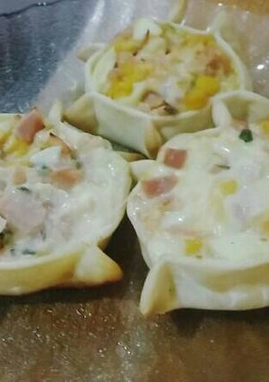 Una foto de Canastitas de jamón, queso y choclo