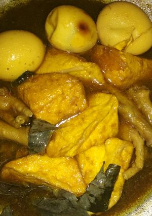 Foto resep Semur ceker, telur,tahu mantap