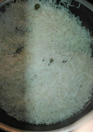 A picture of Chicken Biriyani.