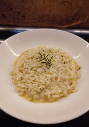 Foto di Risotto al rosmarino con miele allo zafferano