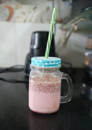 A picture of Rose Hemp Healthy Drink.