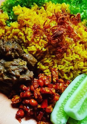 Foto resep Nasi kuning magicom