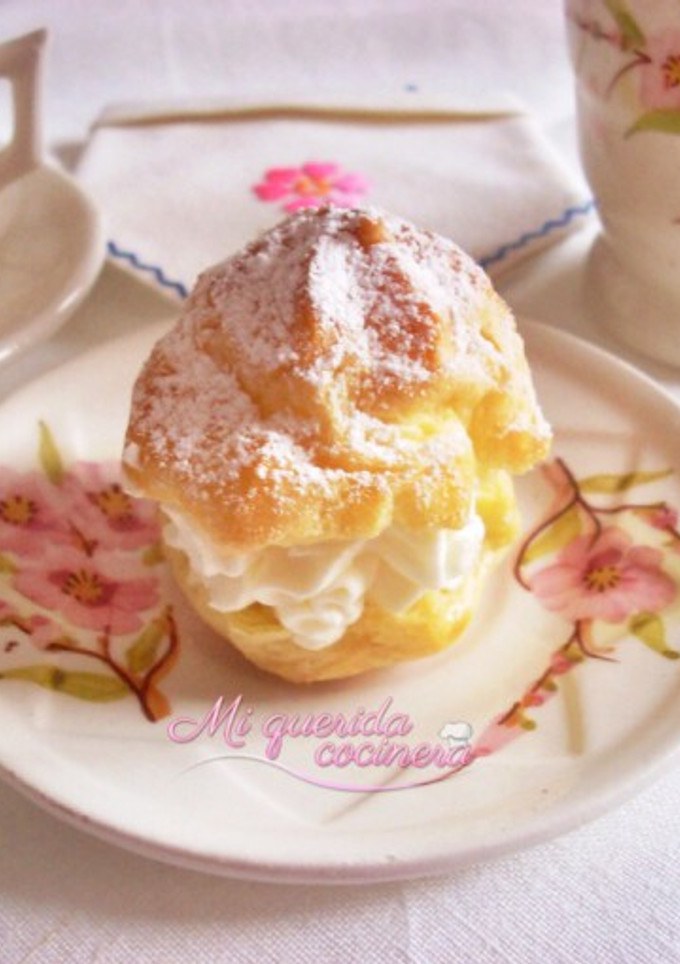 Una foto de Profiteroles