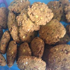 A picture of VAZHAPOO VADA (Banana Flower Dal Vada).