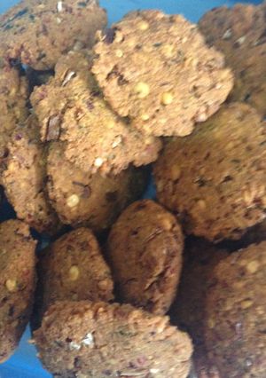 A picture of VAZHAPOO VADA (Banana Flower Dal Vada).