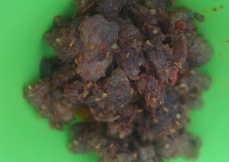 Daging pedas