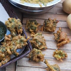 A picture of Mix sabzi pakore.