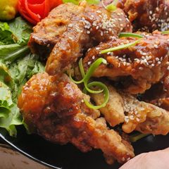 A picture of BBQ Wings.