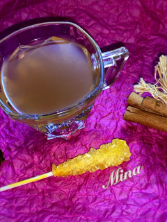 عکسی از دستور دمنوش سماق و دارچین