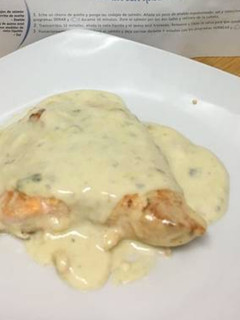 Una foto de Salmón al queso azul