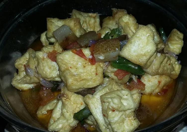 Easiest Way to Cook Appetizing Tumis Tahu Kikil Cabai Hijau