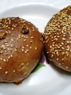 A picture of Brown bread walnut buns#themechallenge.
