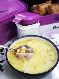 Foto resep Creamy chicken soup untuk bekal - Versi Rice cooker