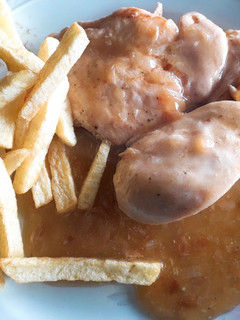 Una foto de Pechugas de pollo a la cerveza