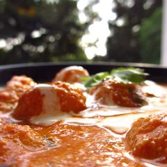 A picture of Dum Aloo.