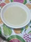 Crema de col kale con patata y espárragos trigueros