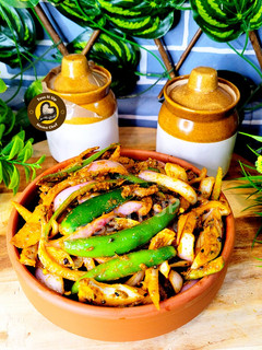 A picture of Instant Onion And Green Chilli Pickle Five Minute Recipe.