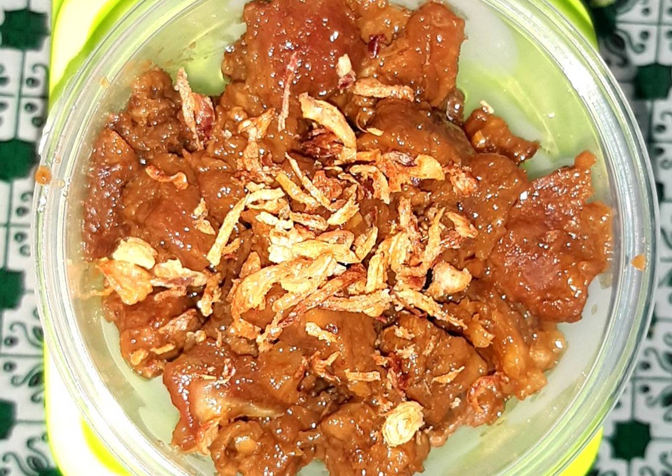 Daging kambing bumbu sate