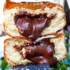 A picture of [Vegan] Chocolate-filled Doughnuts.