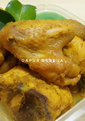 Foto resep Ayam Ungkep Kuning